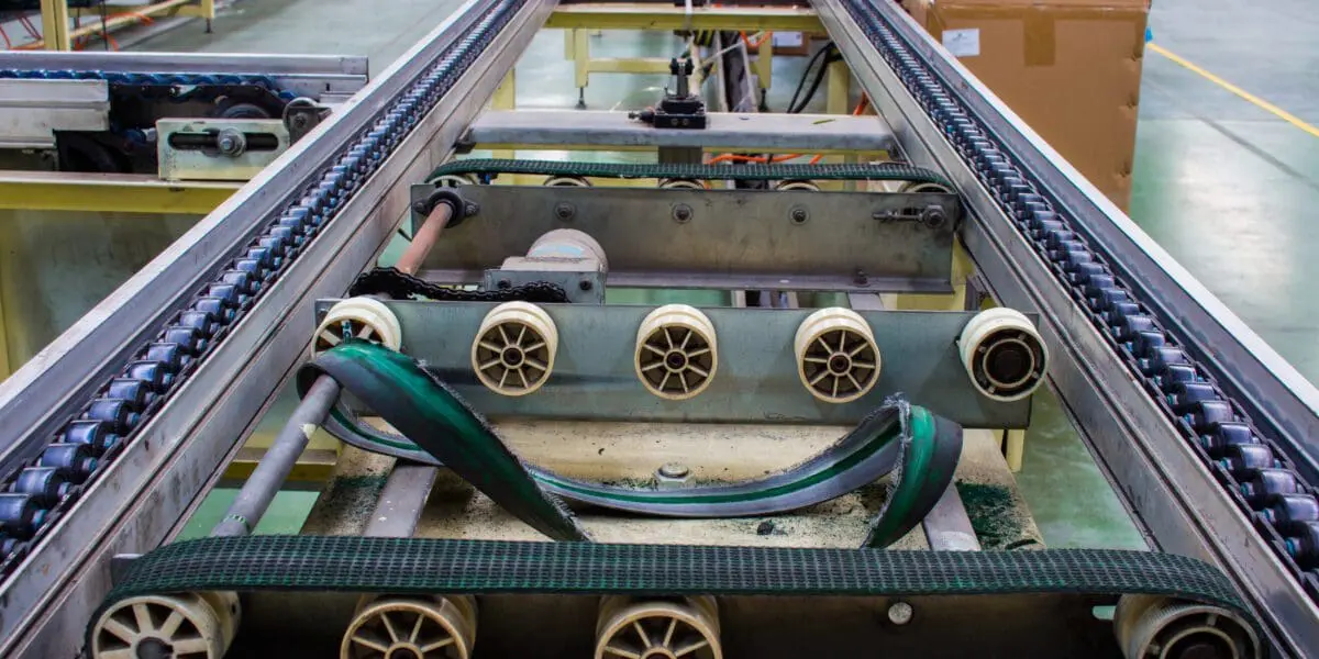 conveyor belt slipping