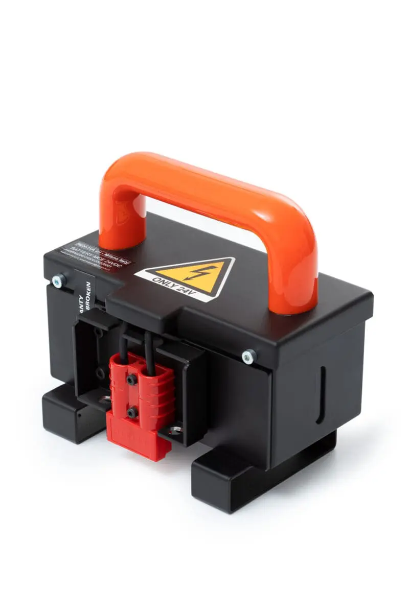 Renova reel mover battery