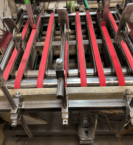 box folding feeder belt