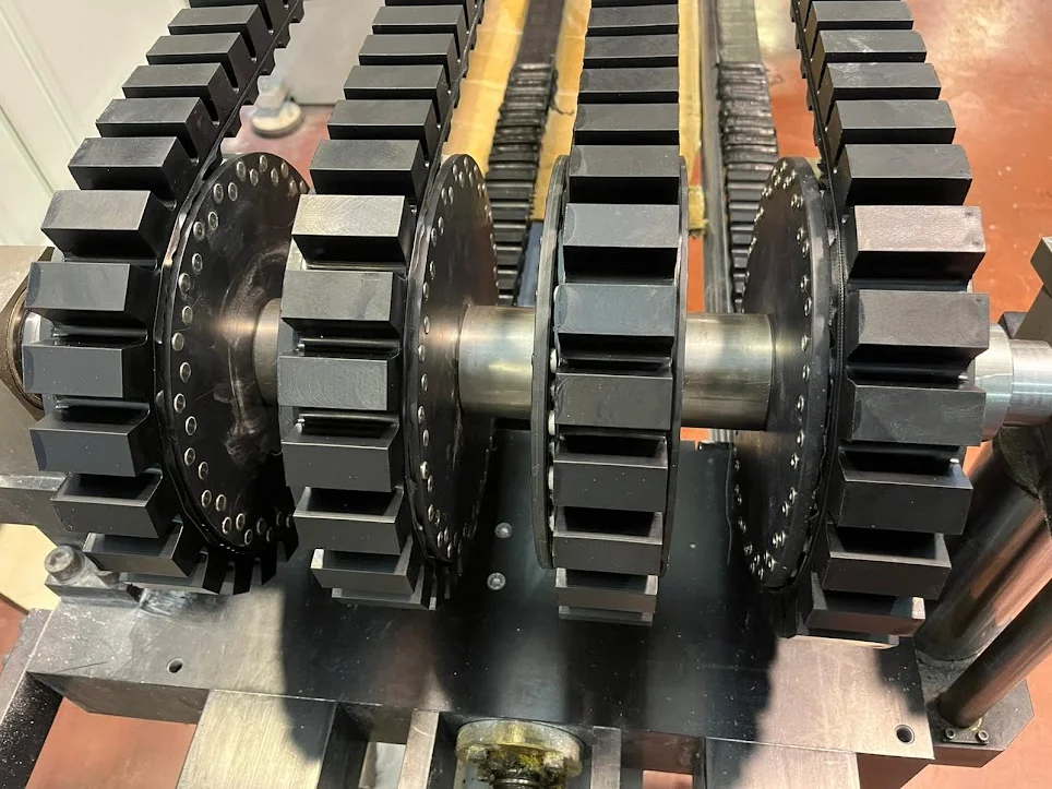 Vertical Conveying Belts